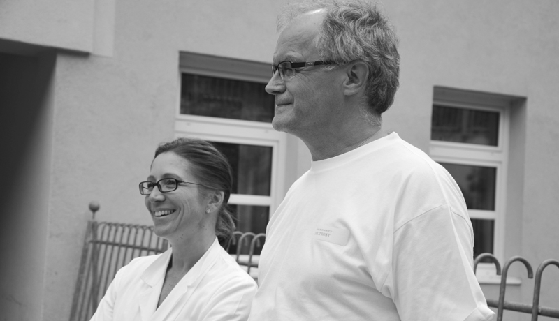 Gemeinsam mit Dr. Wolfgang Trost leitet Dr. Birgit Volgger das Brustgesundheitszentrum Osttirol. Ab 1. Dezember 2016 leitet sie als Primaria auch die Abteilung für Gynäkologie und Geburtshilfe. 
